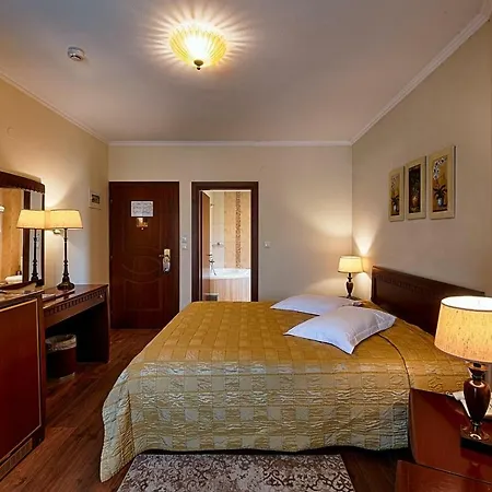 Nostos Hotel