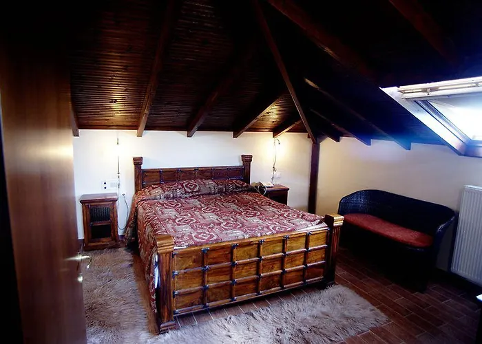 Nostos 卡斯托里亚