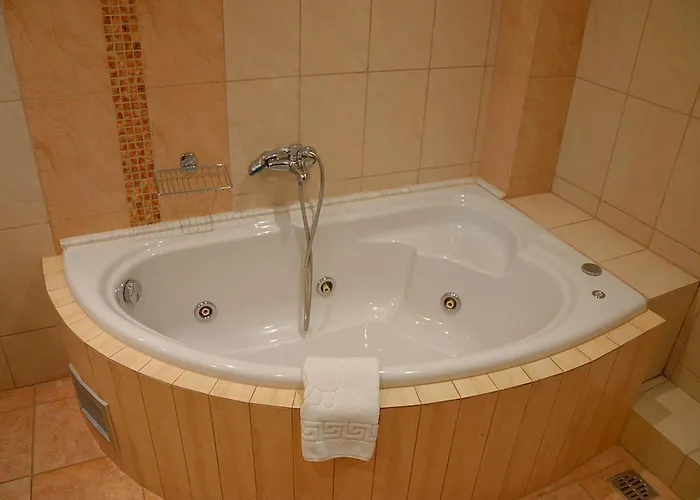 Nostos Hotel 3*